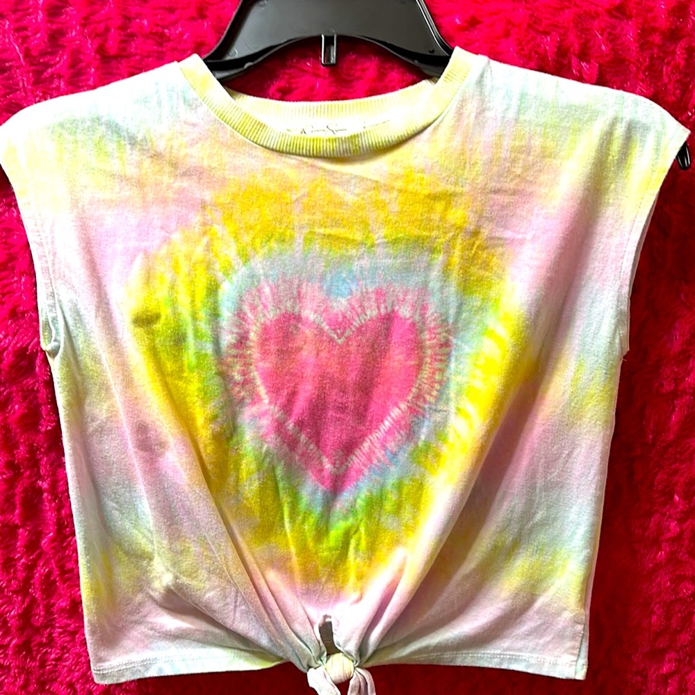 Jessica Simpson Tie-Dye Heart Crop Top